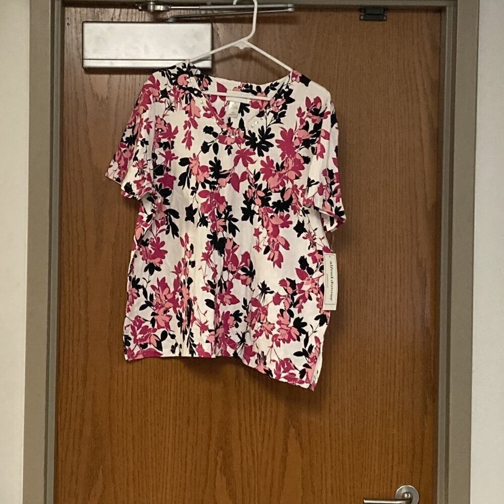 NEW Alfred Dunner white pink floral top sz XL